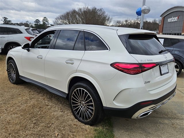 Used 2023 Mercedes-Benz GLC 300 GLC 300 image 10