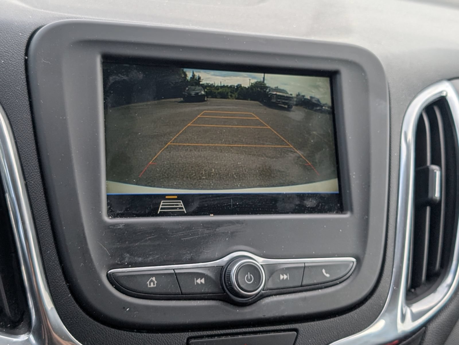 Used 2019 Chevrolet Equinox LT FWD image 9