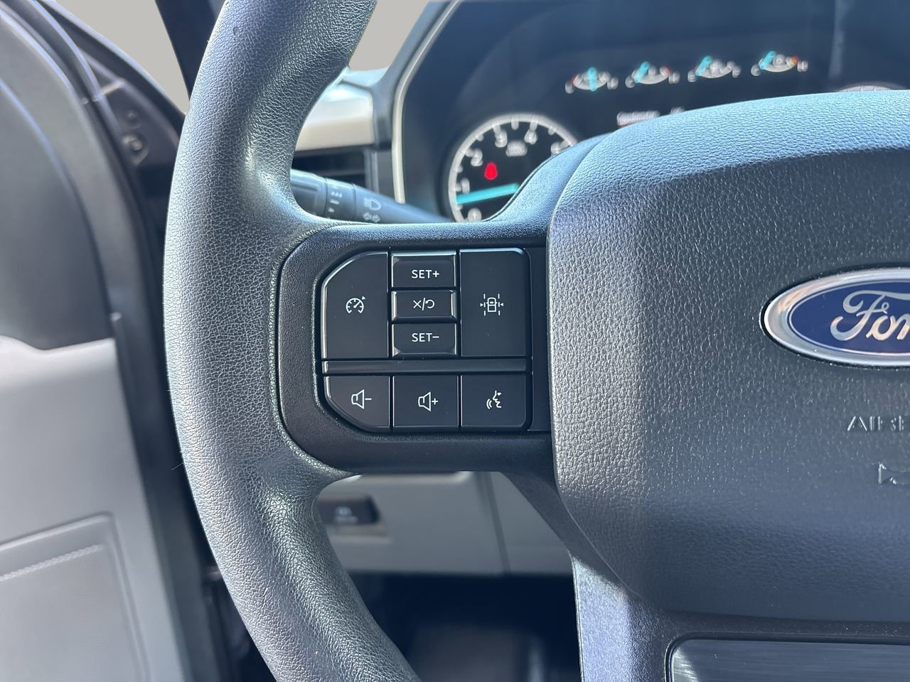 Used 2023 Ford F150 XLT image 27