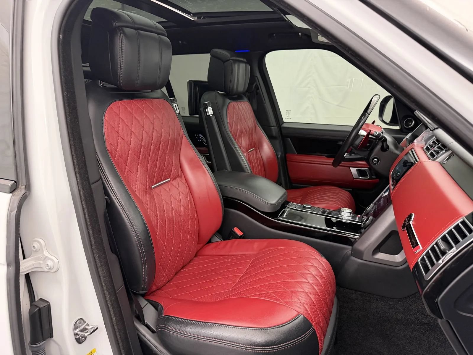 Used 2018 Land Rover Range Rover SV Autobiography Dynamic AWD/4WD image 65