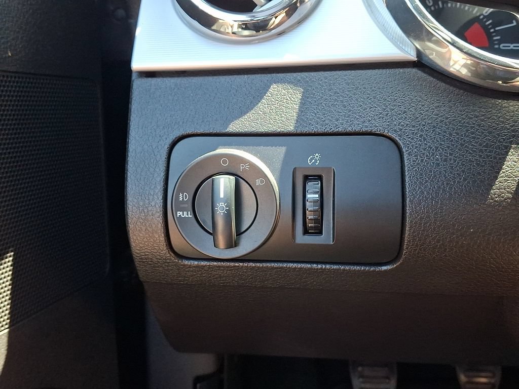 Used 2008 Ford Mustang GT Premium RWD image 20
