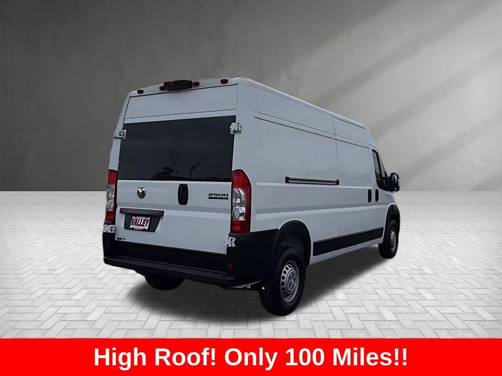Used 2024 RAM ProMaster 2500 FWD image 7