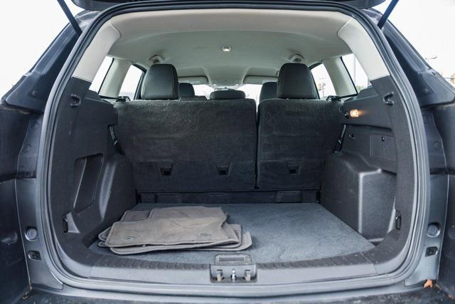 Used 2019 Ford Escape S image 8