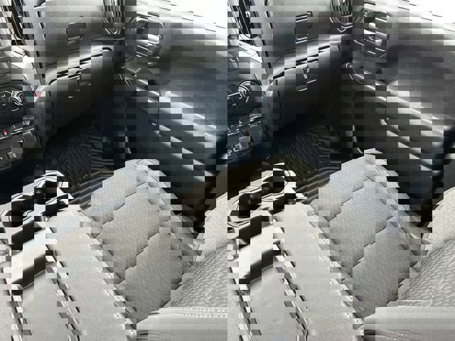 Used 2025 Chevrolet Silverado 2500 Custom w/ Custom Value Package image 15