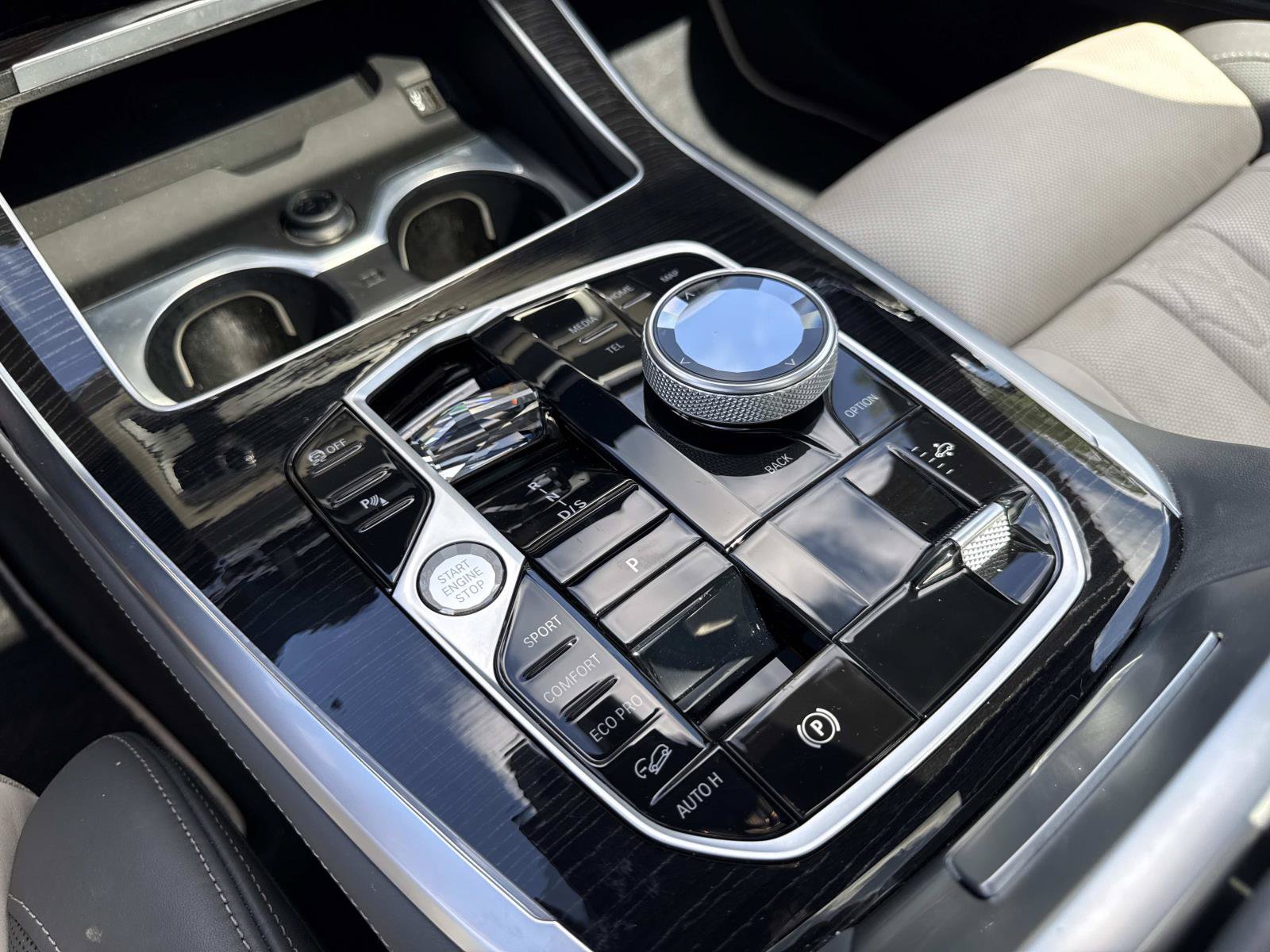 Used 2023 BMW X7 M60i w/ Executive Package AWD/4WD image 38
