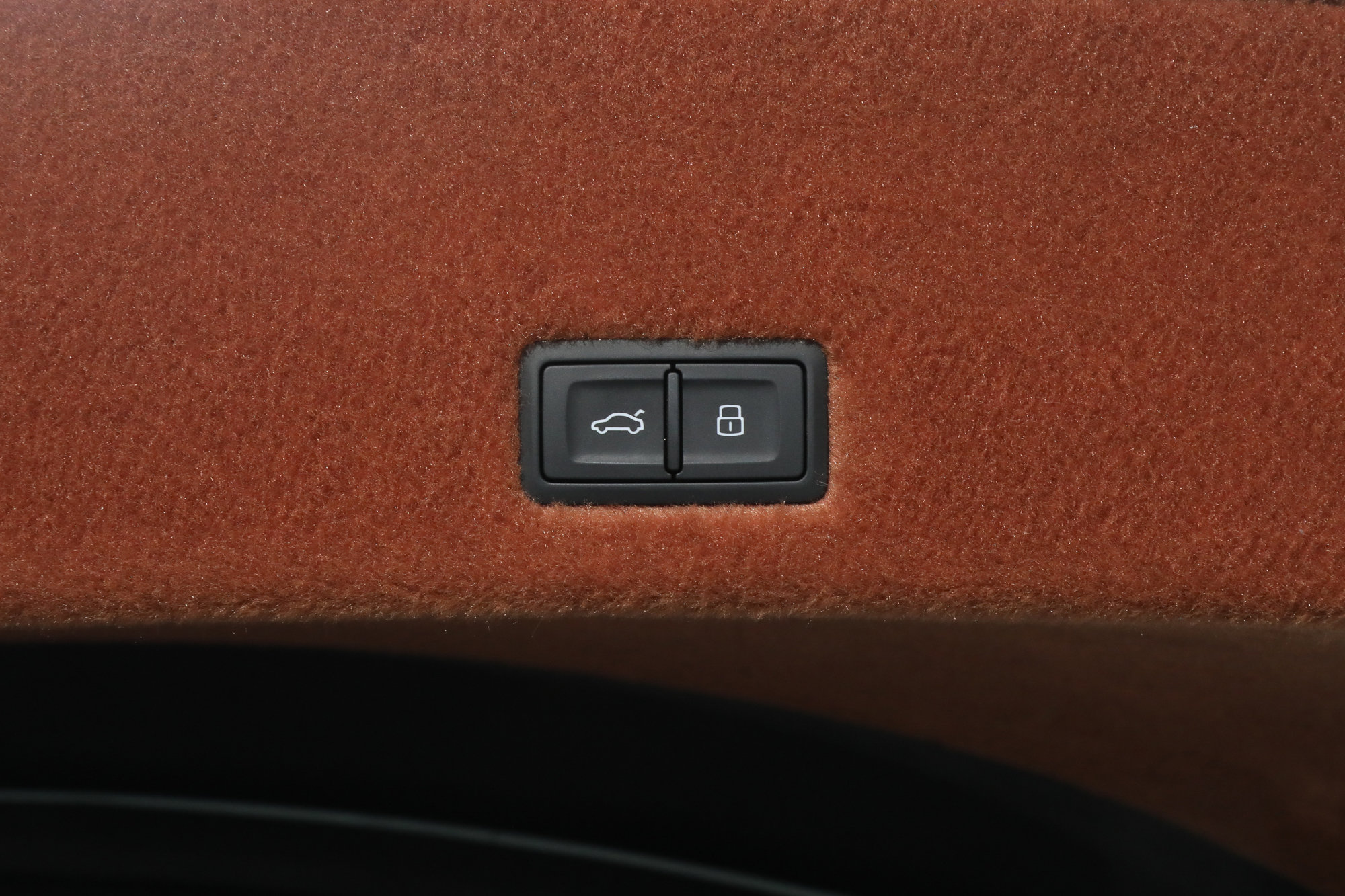 Used 2020 Lamborghini Urus AWD/4WD image 29