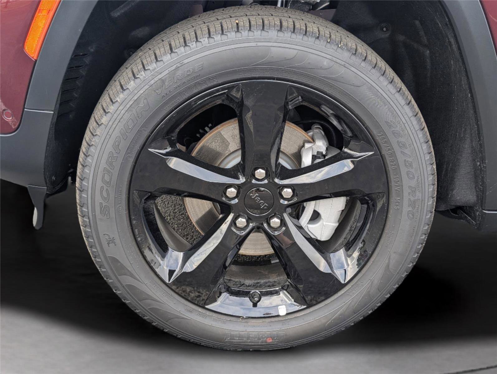 New 2025 Jeep Grand Cherokee Limited w/ Luxury Tech Group II image 9