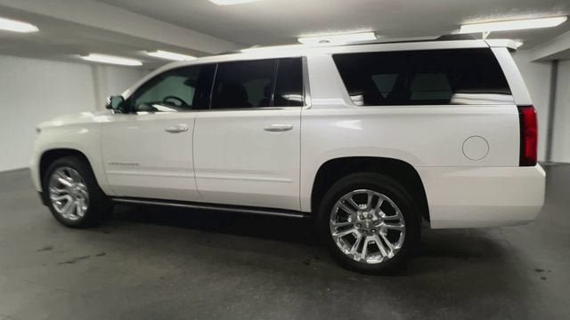 Used 2019 Chevrolet Suburban Premier w/ Premier Plus Edition AWD/4WD image 6