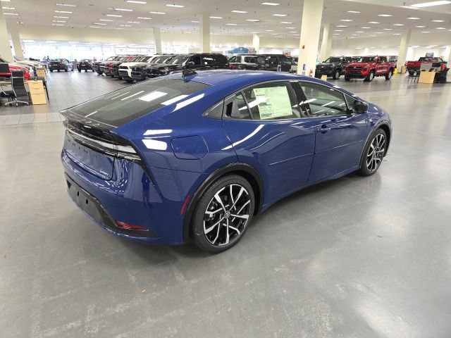 New 2026 Toyota Prius Plug-In Hybrid FWD image 5
