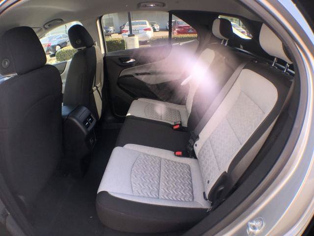 New 2023 Chevrolet Equinox LS w/ LS Convenience Package FWD image 24