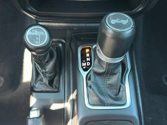 Used 2021 Jeep Wrangler Unlimited Sahara AWD/4WD image 39
