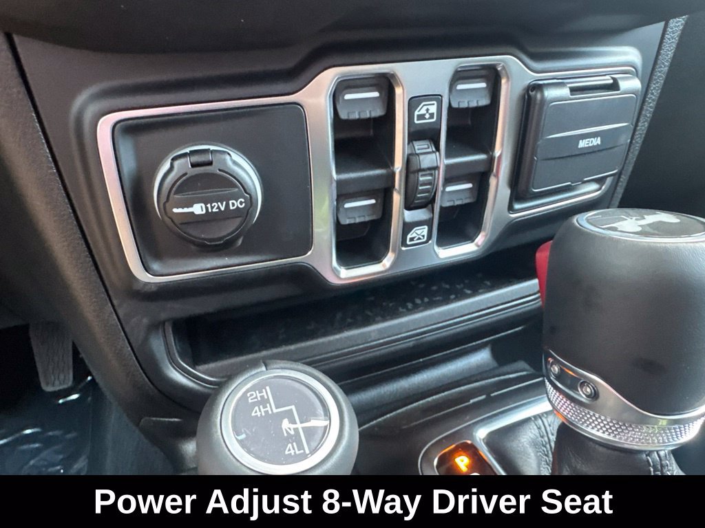 New 2026 Jeep Wrangler Unlimited Sahara AWD/4WD image 38