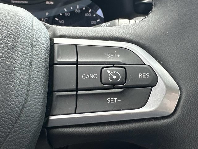 Used 2024 Jeep Compass Latitude AWD/4WD image 23