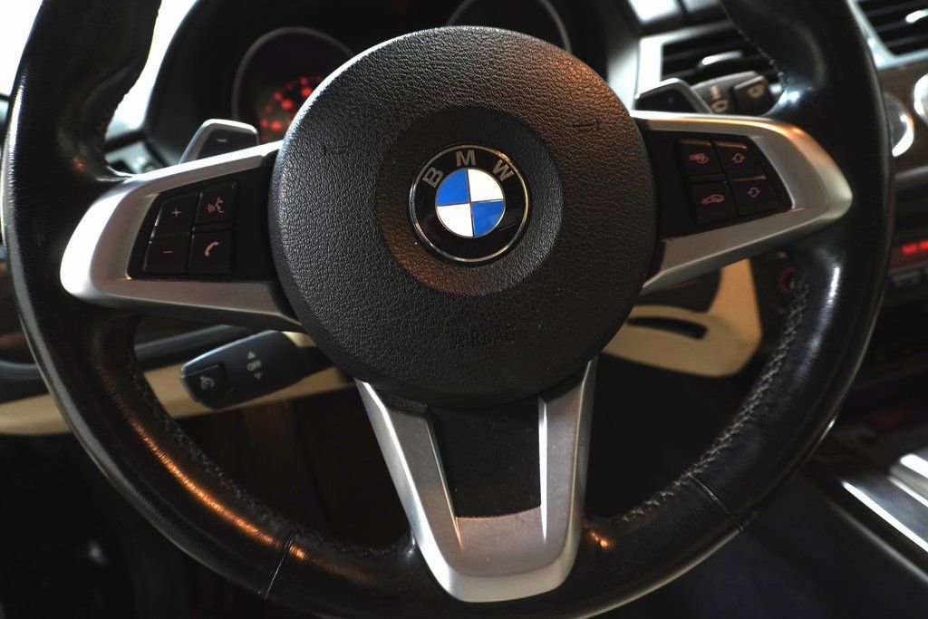 Used 2013 BMW Z4 sDrive28i image 13