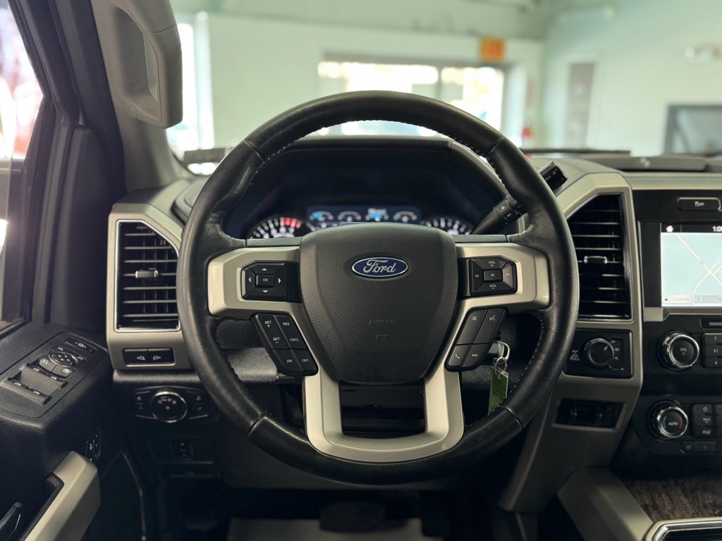 Used 2019 Ford F250 Lariat w/ Chrome Package image 21