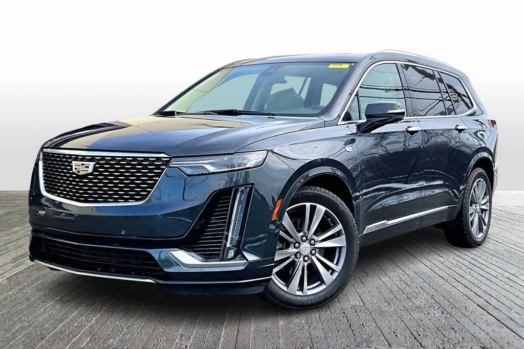 Used 2021 Cadillac XT6 Premium Luxury image 3