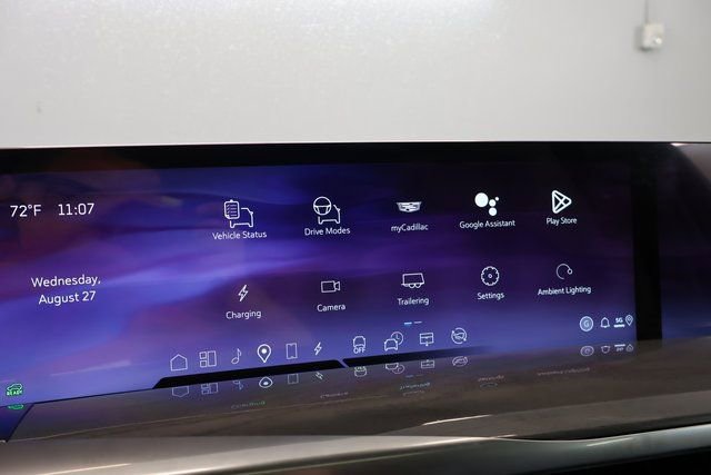 New 2026 Cadillac Escalade IQL Sport 2 w/ LPO, ONYX Package image 18