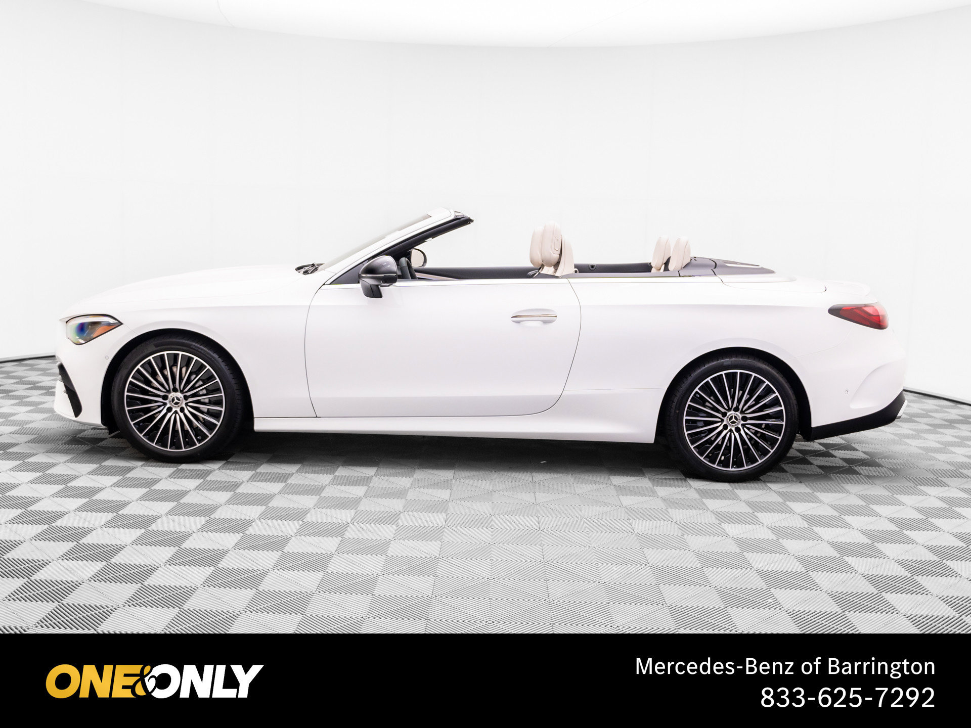 New 2027 Mercedes-Benz CLE 300 4MATIC Cabriolet image 2