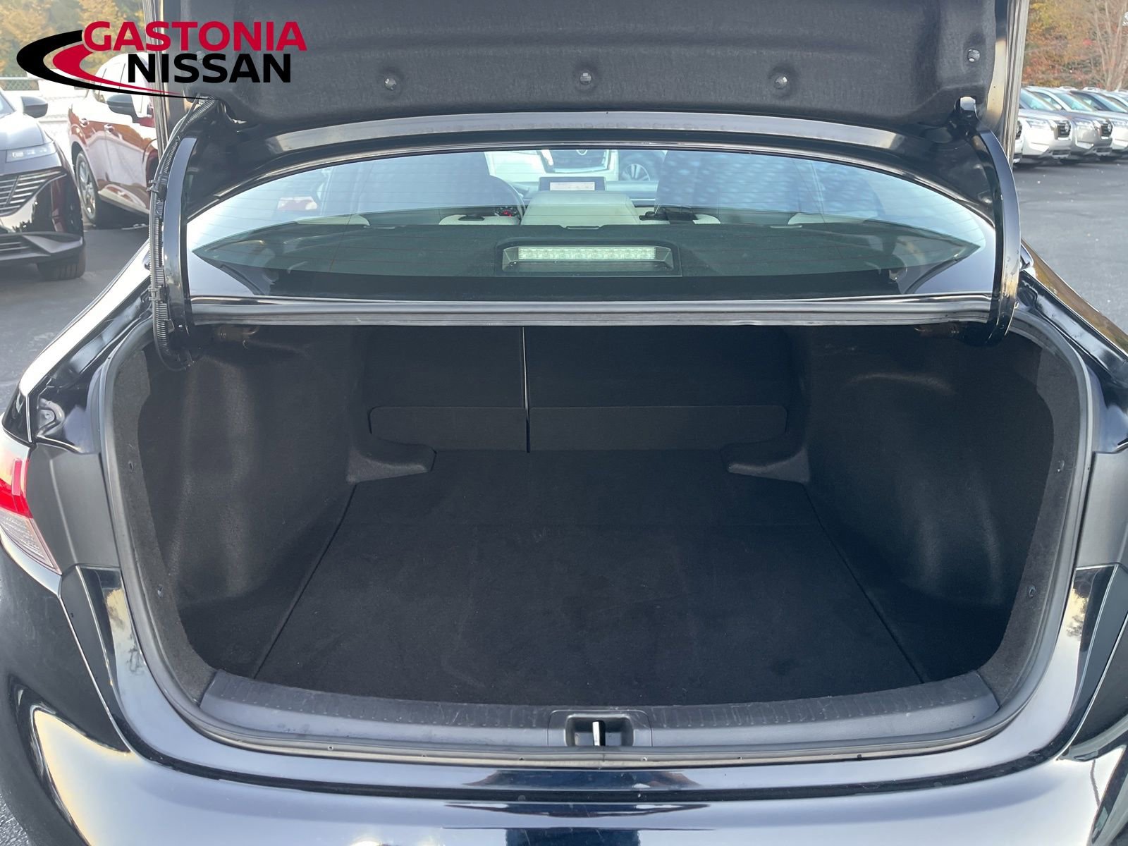 Used 2024 Toyota Corolla LE image 18