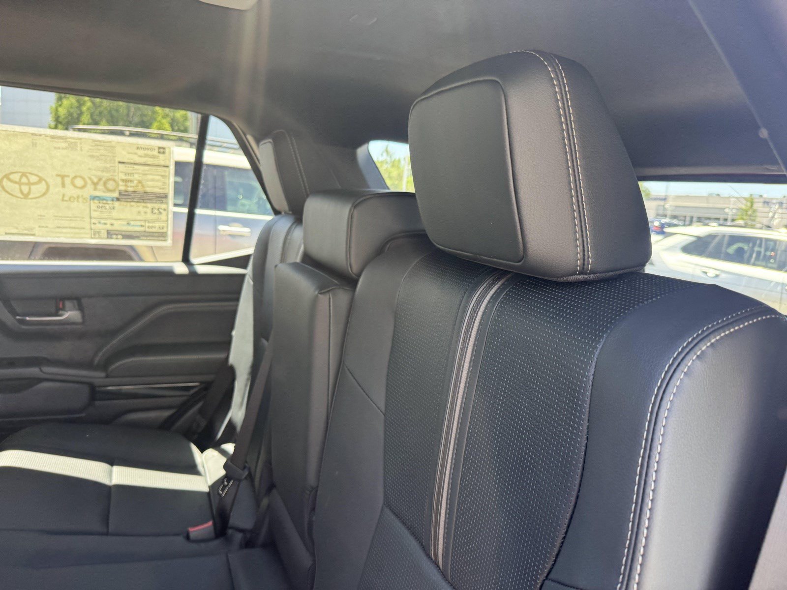 New 2026 Toyota 4Runner Limited AWD/4WD image 25