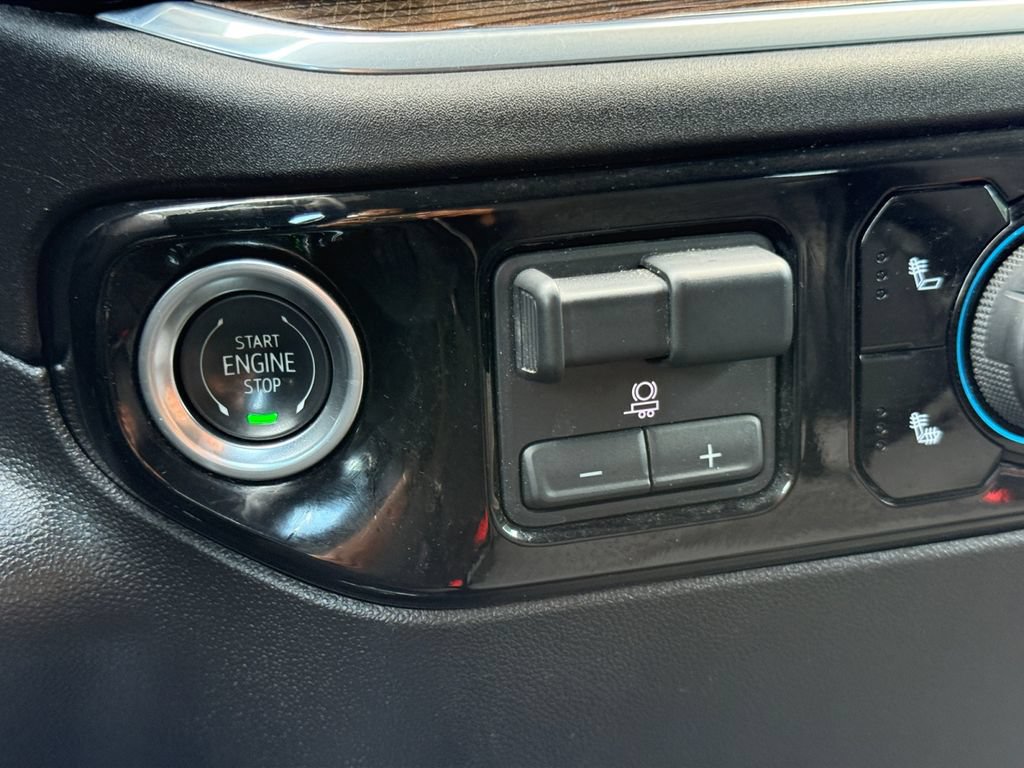 Used 2025 Chevrolet Silverado 2500 LT w/ Convenience Package AWD/4WD image 20