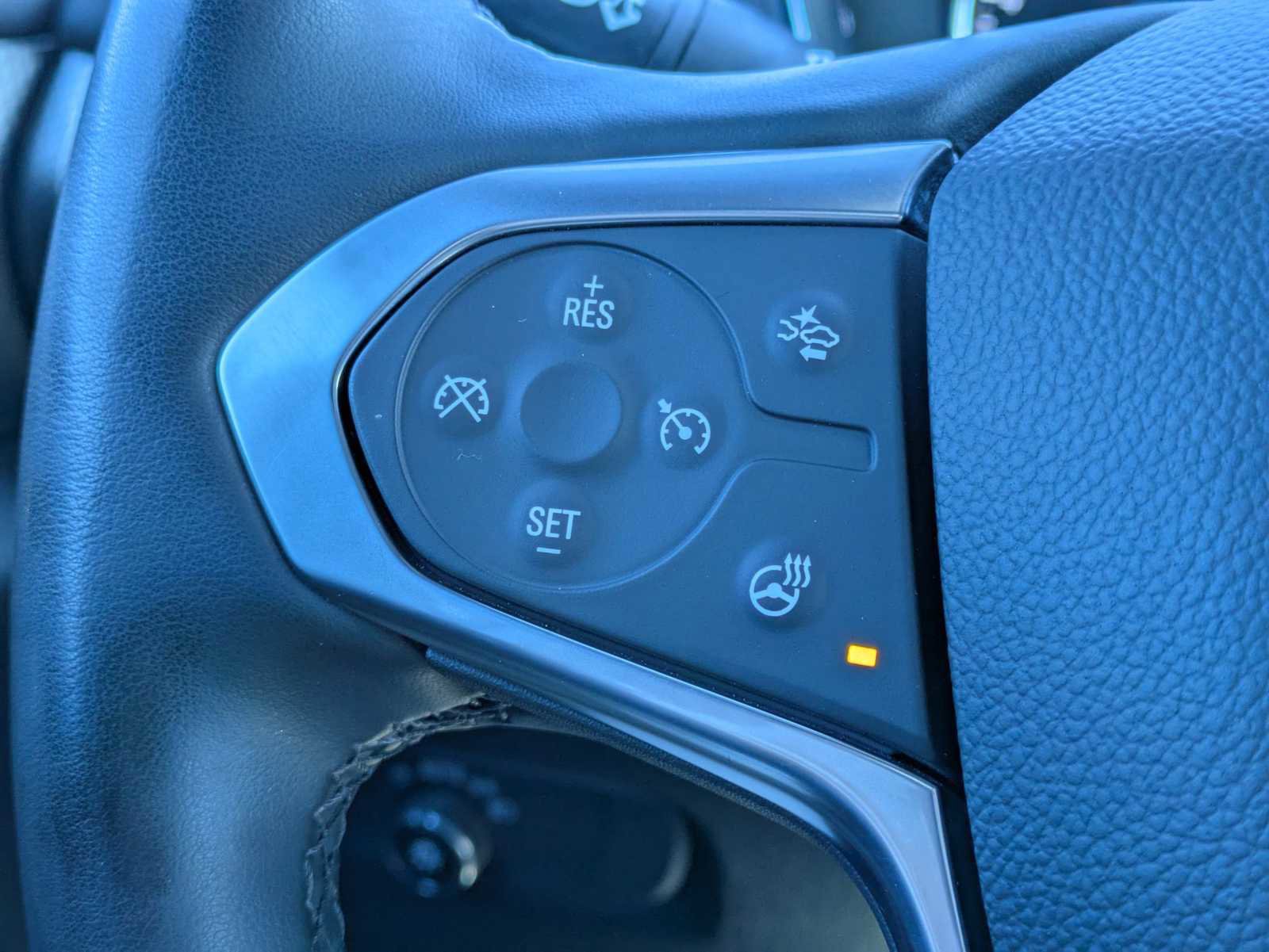 Used 2024 Chevrolet Traverse Premier w/ Redline Edition AWD/4WD image 25