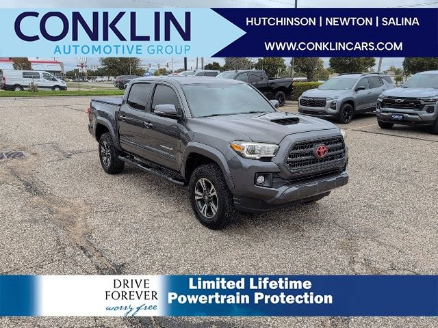 Used 2016 Toyota Tacoma 2WD Double Cab