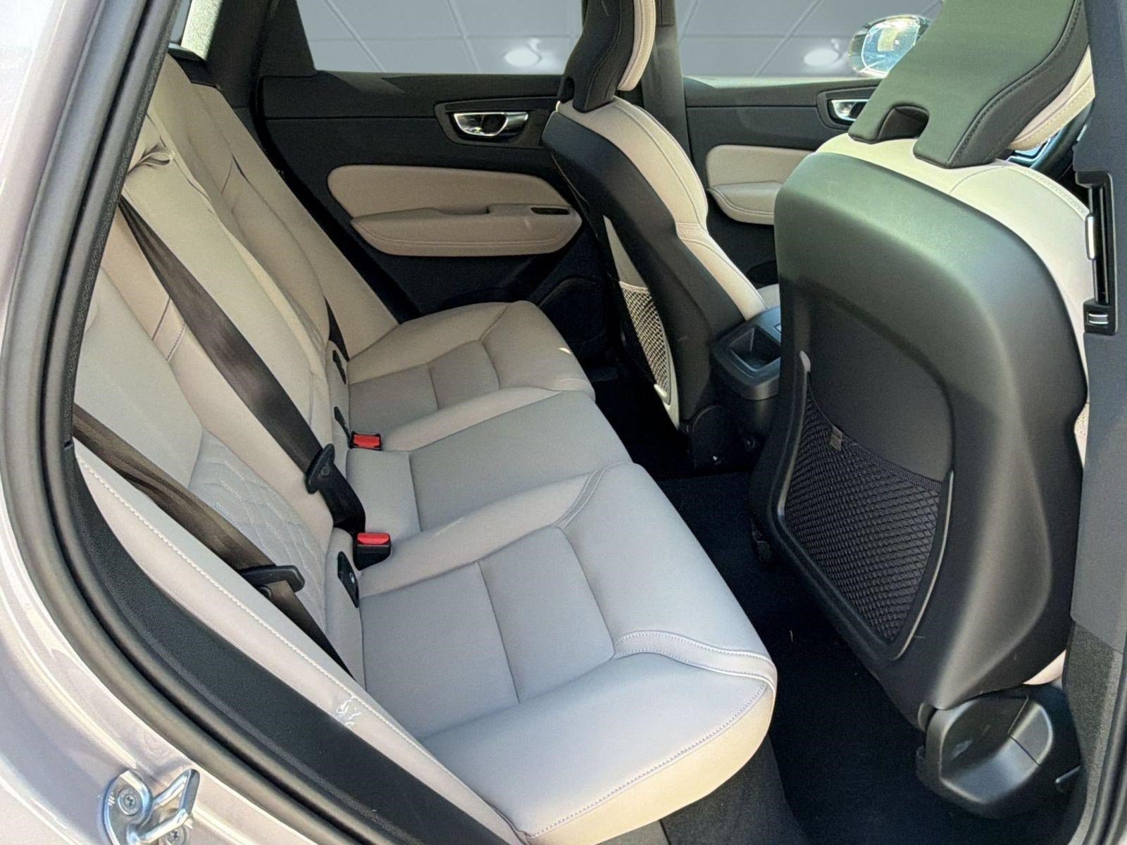 New 2026 Volvo XC60 B5 Plus w/ Climate Package AWD/4WD image 30