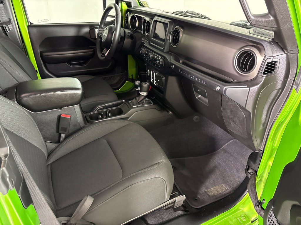 Used 2019 Jeep Wrangler Sport AWD/4WD image 18