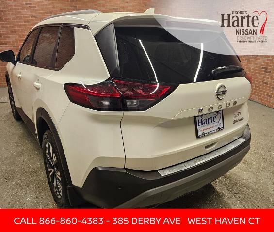 Certified 2022 Nissan Rogue SV w/ SV Premium Package image 8