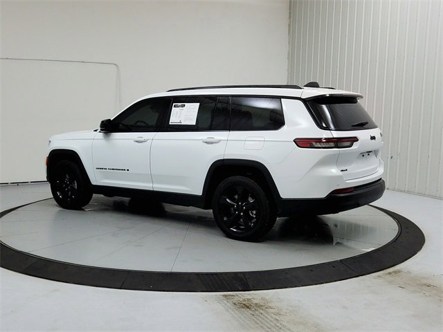 Used 2025 Jeep Grand Cherokee L Altitude image 5