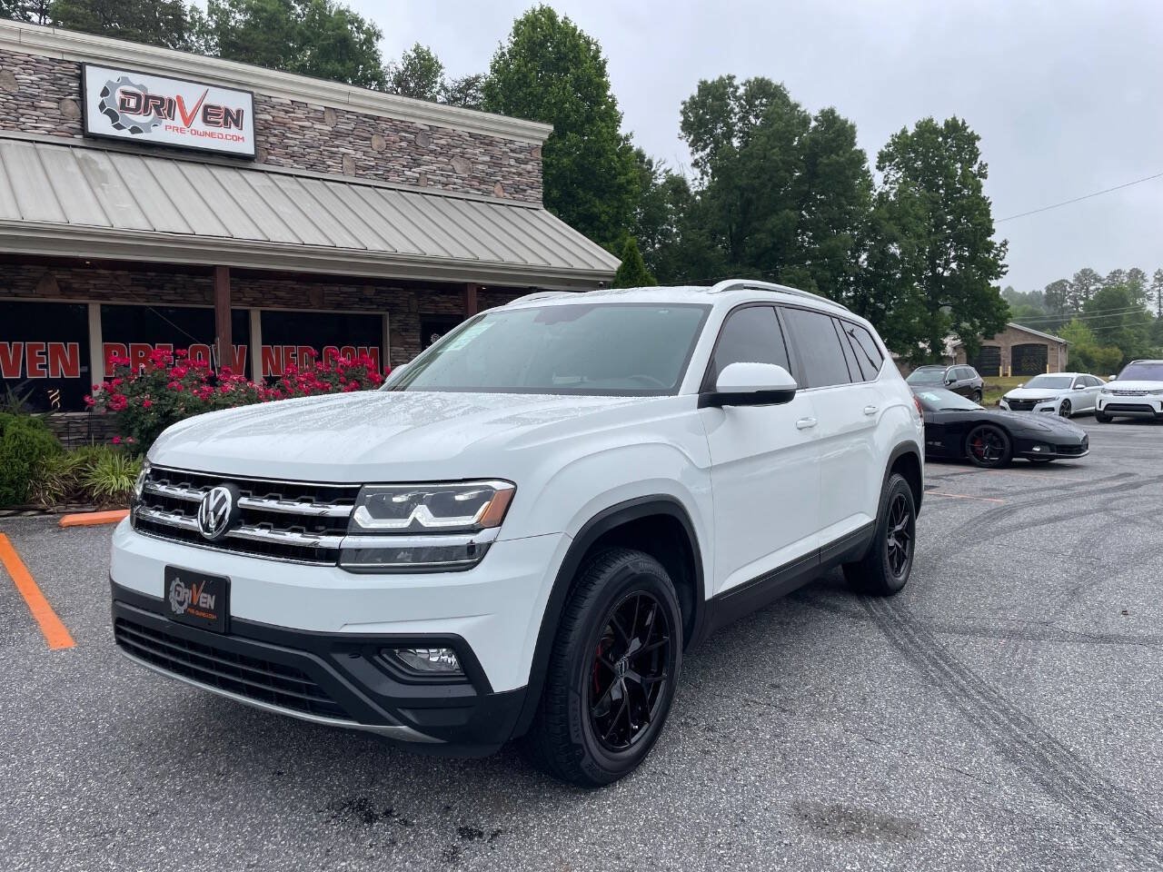 Used 2018 Volkswagen Atlas SE AWD/4WD image 4