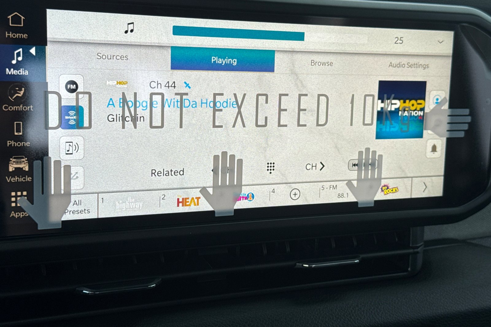 New 2026 Jeep Gladiator Sport image 16