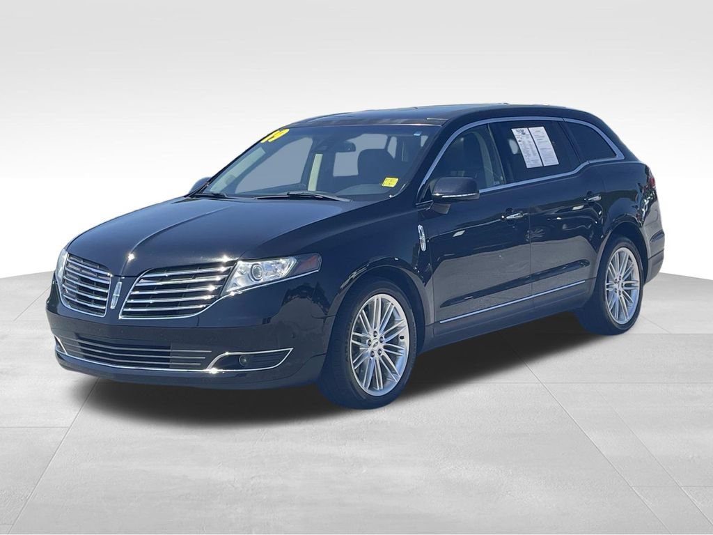 Used 2019 Lincoln MKT AWD image 8
