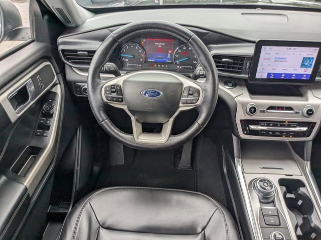 Used 2022 Ford Explorer XLT w/ Equipment Group 202A image 21