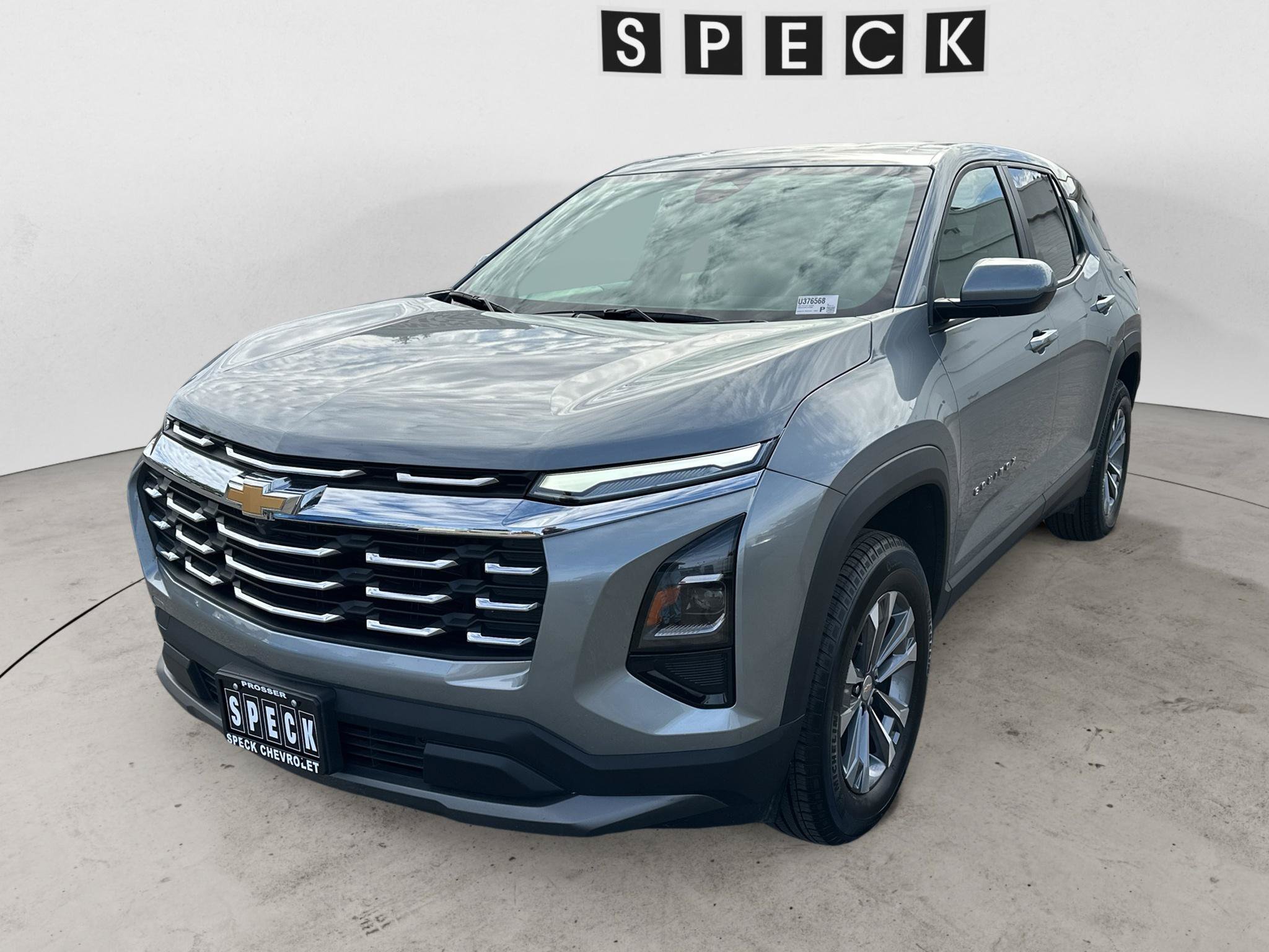 Used 2026 Chevrolet Equinox LT AWD/4WD image 1