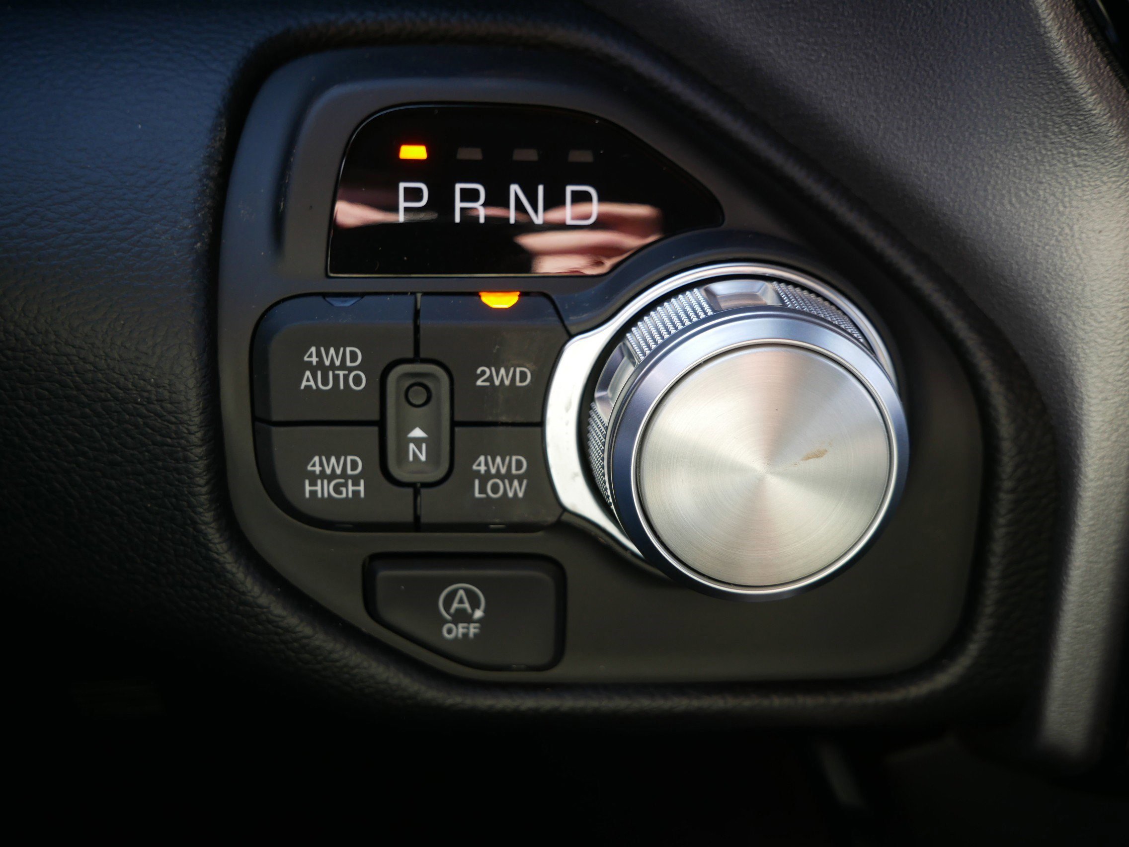 New 2026 RAM 1500 Laramie AWD/4WD image 19