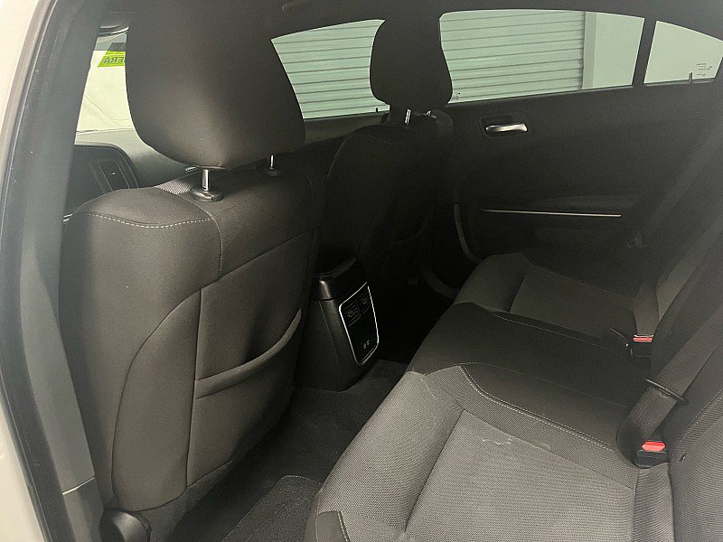 Used 2022 Dodge Charger SXT image 11