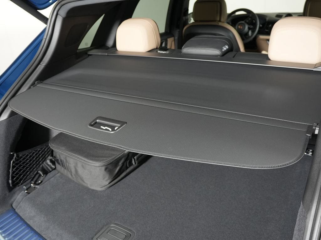 Certified 2026 Porsche Cayenne E-Hybrid AWD/4WD image 15
