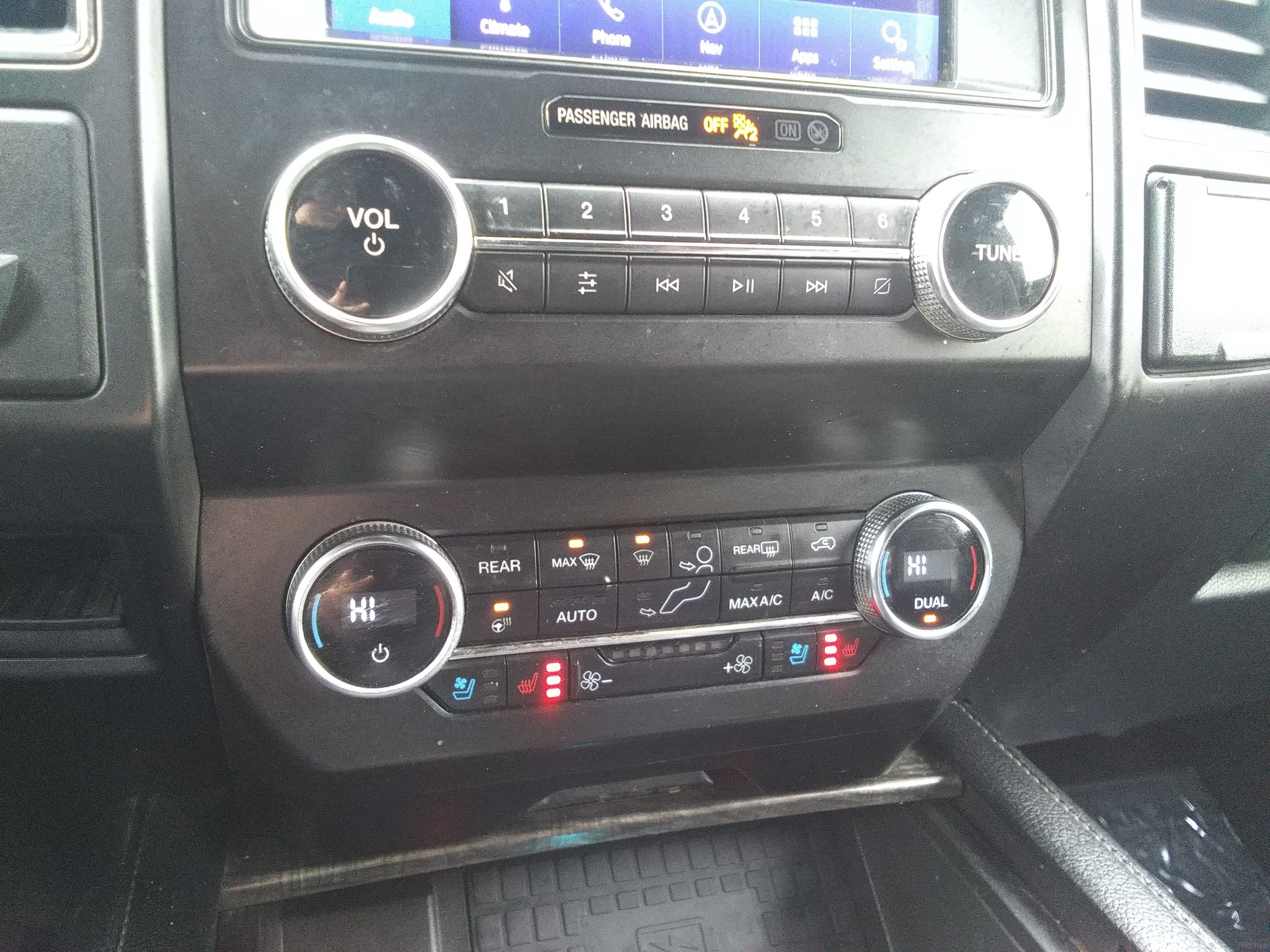 Used 2020 Ford Expedition Max Limited AWD/4WD image 27