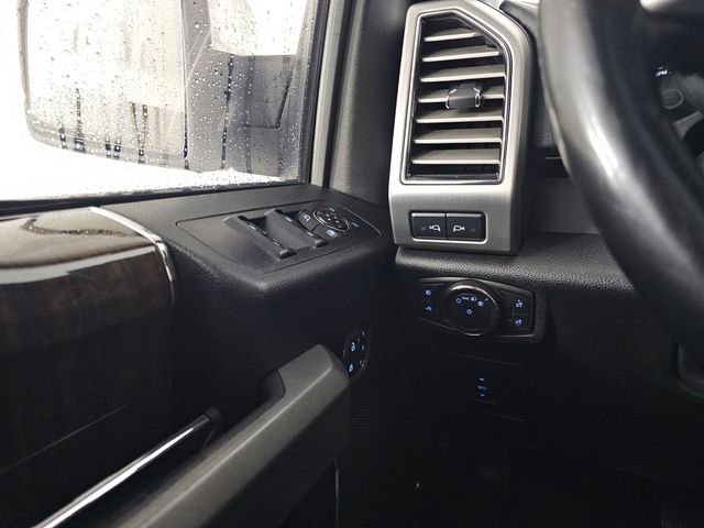 Used 2017 Ford F150 Platinum w/ Technology Package image 32