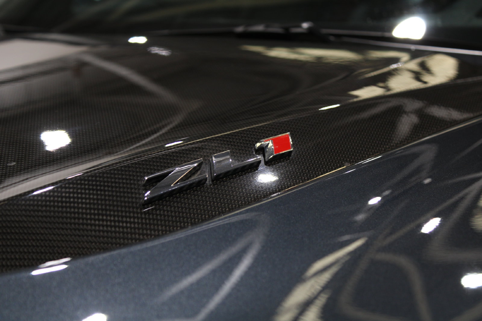 Used 2019 Chevrolet Camaro ZL1 RWD image 17