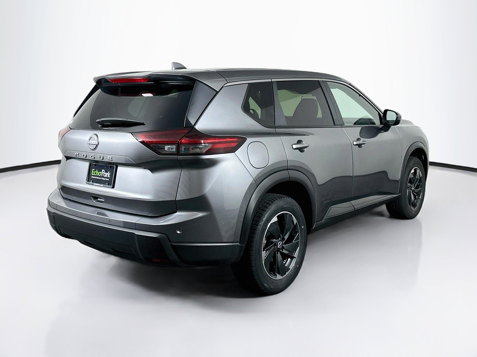 Used 2025 Nissan Rogue SV FWD image 9