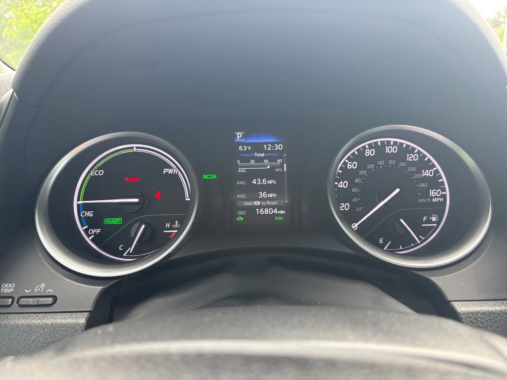 Used 2024 Toyota Camry LE FWD image 16