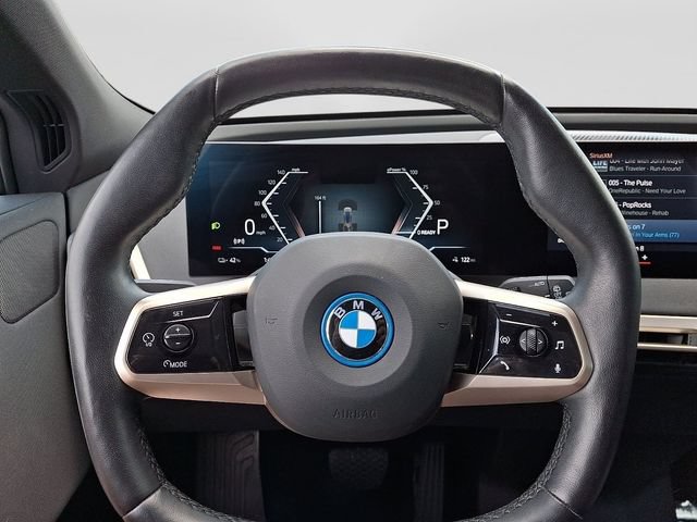 Used 2023 BMW iX xDrive50 AWD/4WD image 22