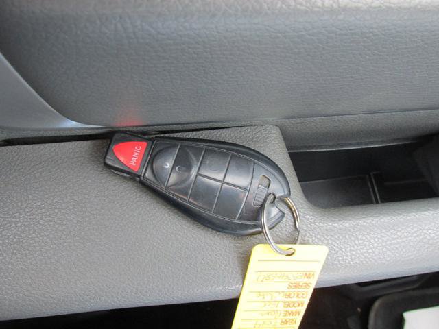 Used 2014 RAM 1500 Classic SLT image 16