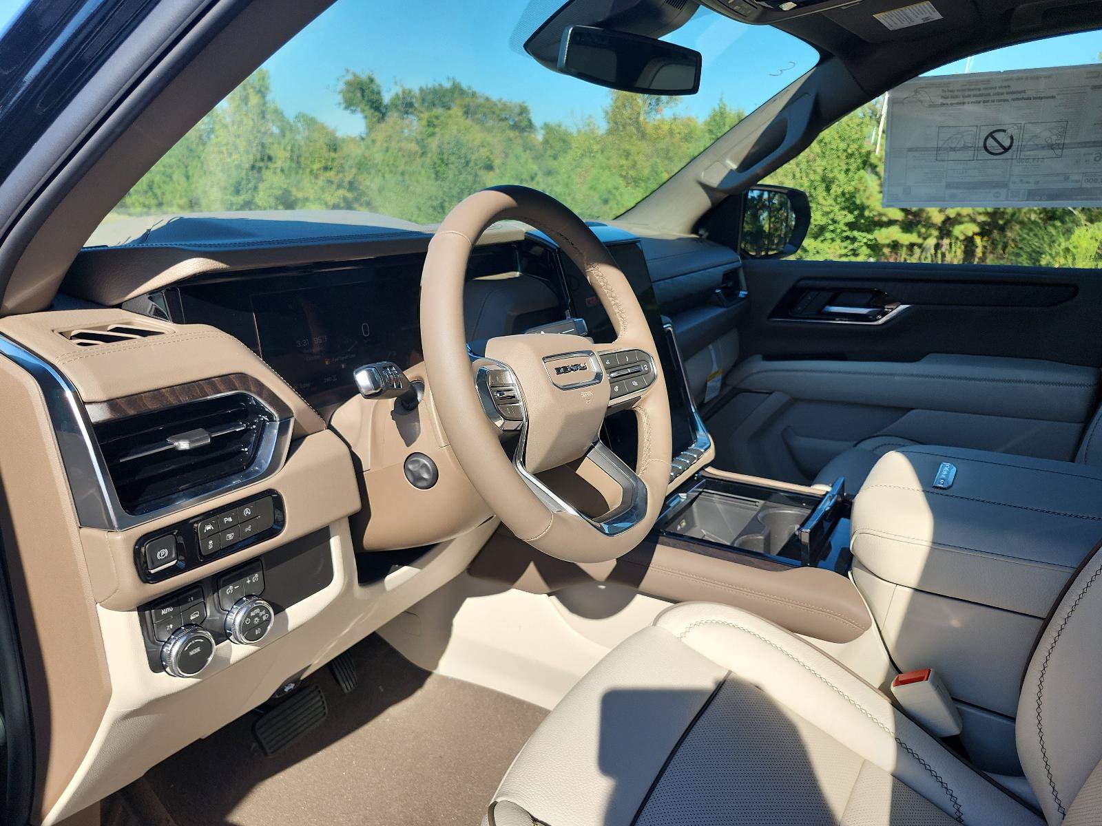 New 2026 GMC Yukon XL Denali w/ Sun & Power Step Package AWD/4WD image 12