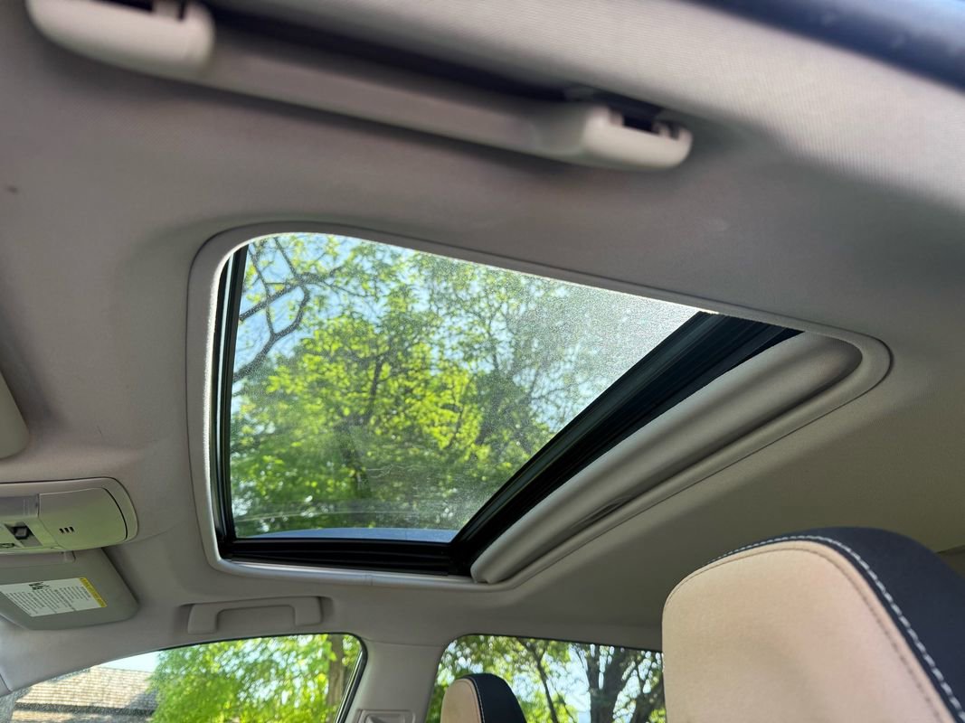 Used 2018 Toyota RAV4 XLE AWD/4WD image 28