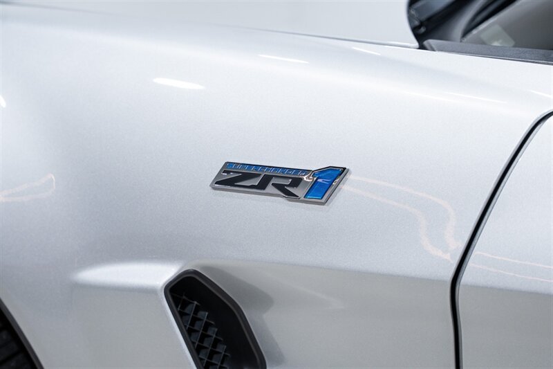 Used 2010 Chevrolet Corvette ZR1 w/ Preferred Equipment Group RWD image 62