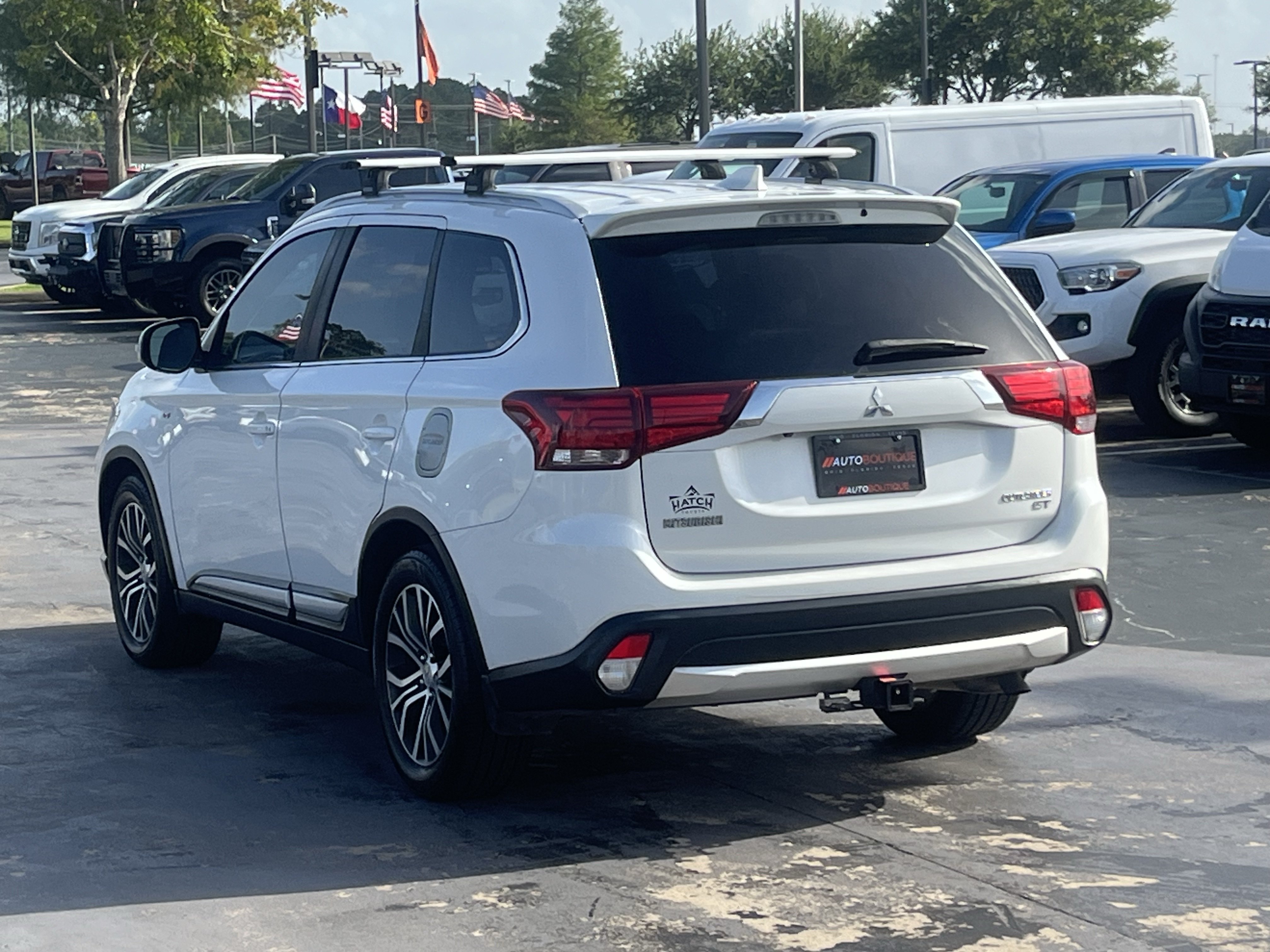 Used 2018 Mitsubishi Outlander GT AWD/4WD image 10